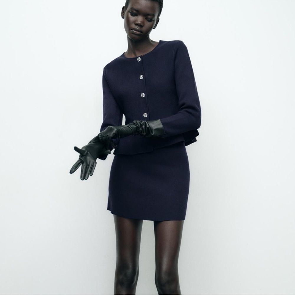 NWT Elegant CARDIGAN And SKIRT Set Size Small - Picture 4 of 14